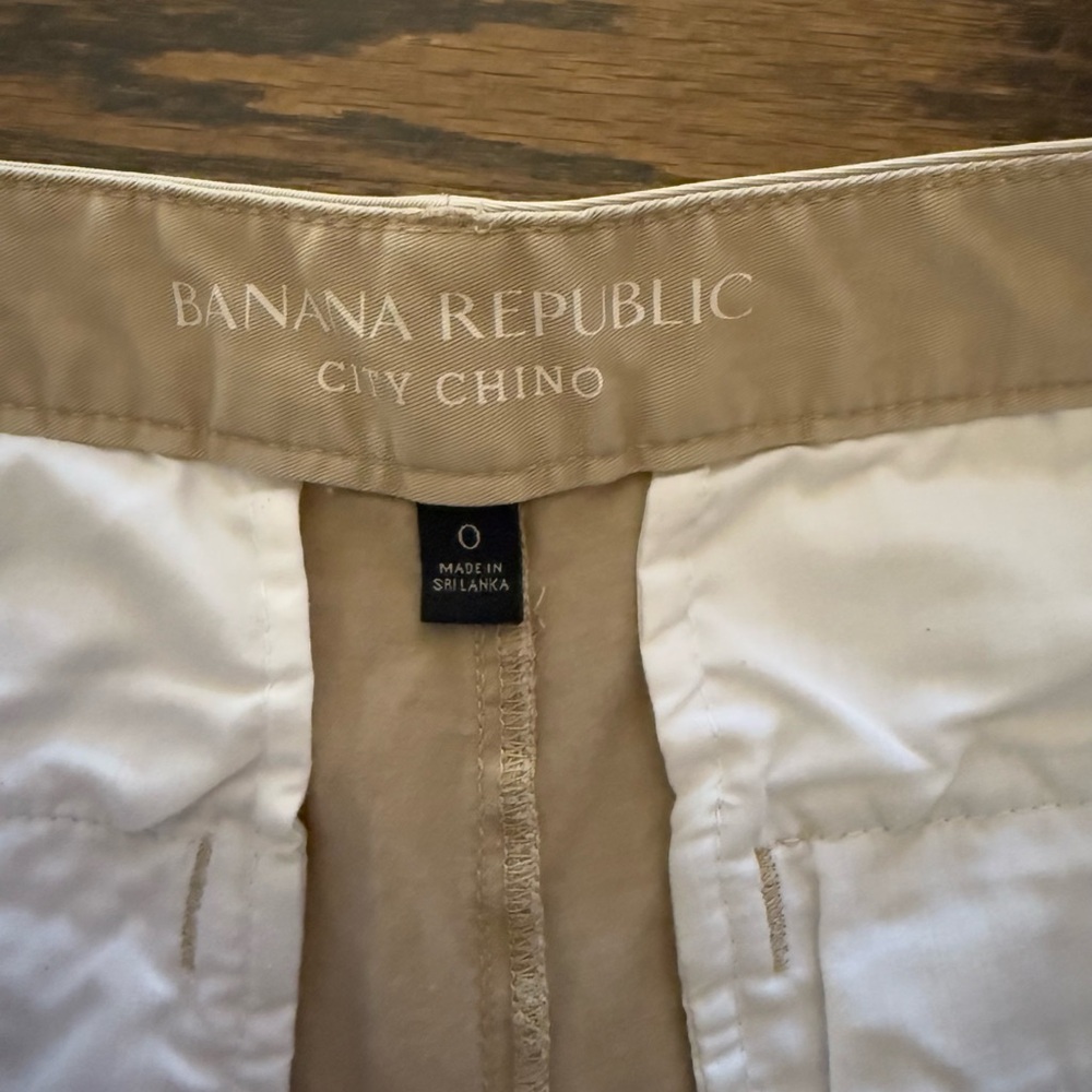 EUC Banana Republic City Chino Shorts Size 0 - Picture 6 of 9